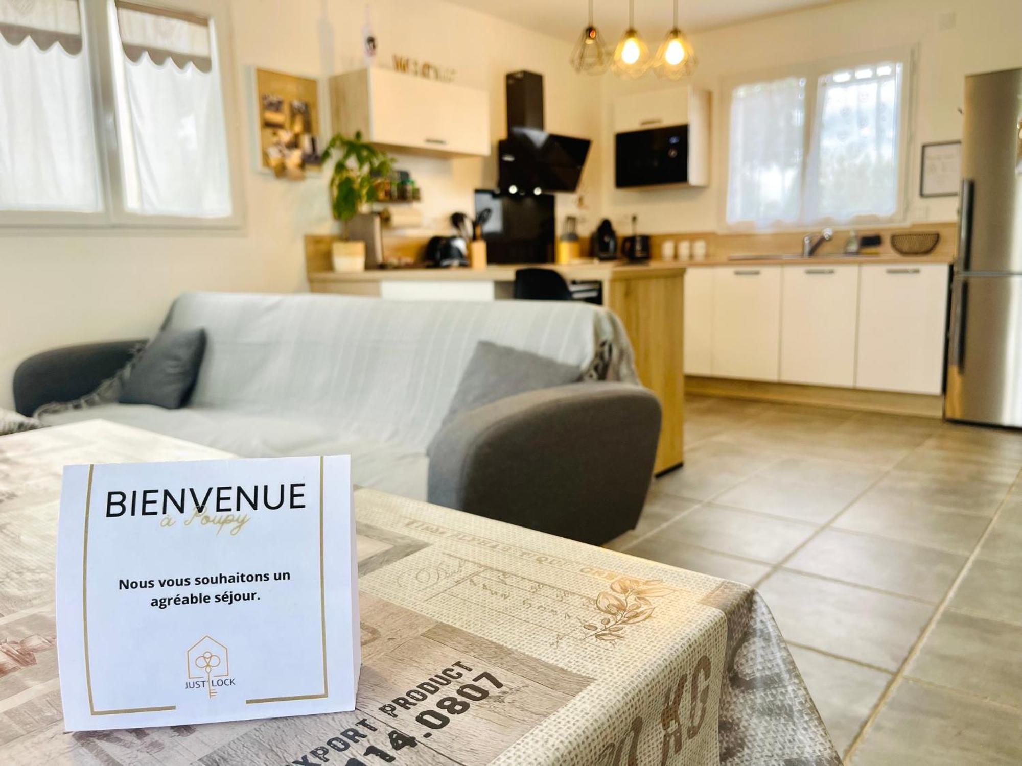 Petite Maison Au Calme Poupry Extérieur photo