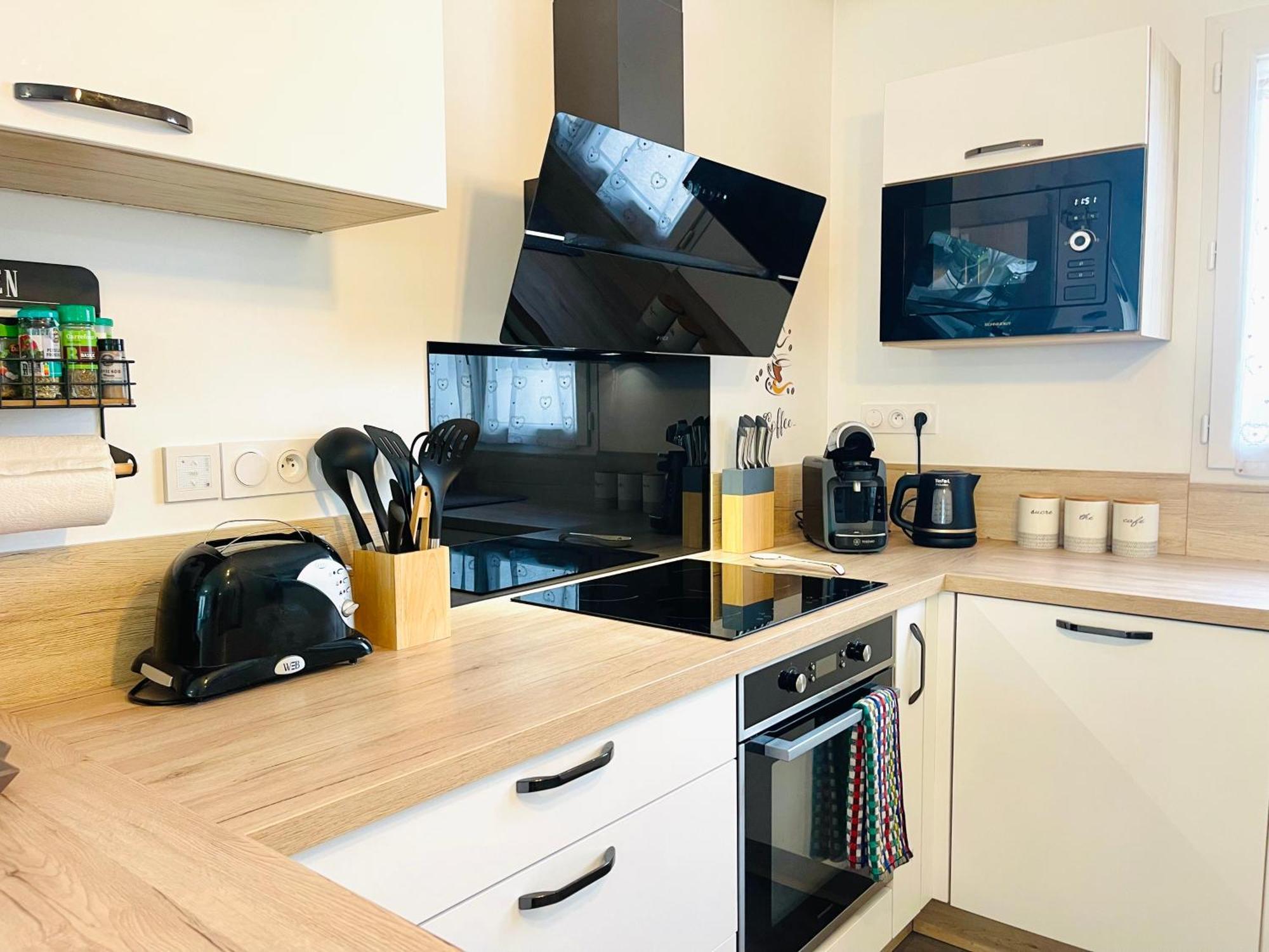 Petite Maison Au Calme Poupry Extérieur photo