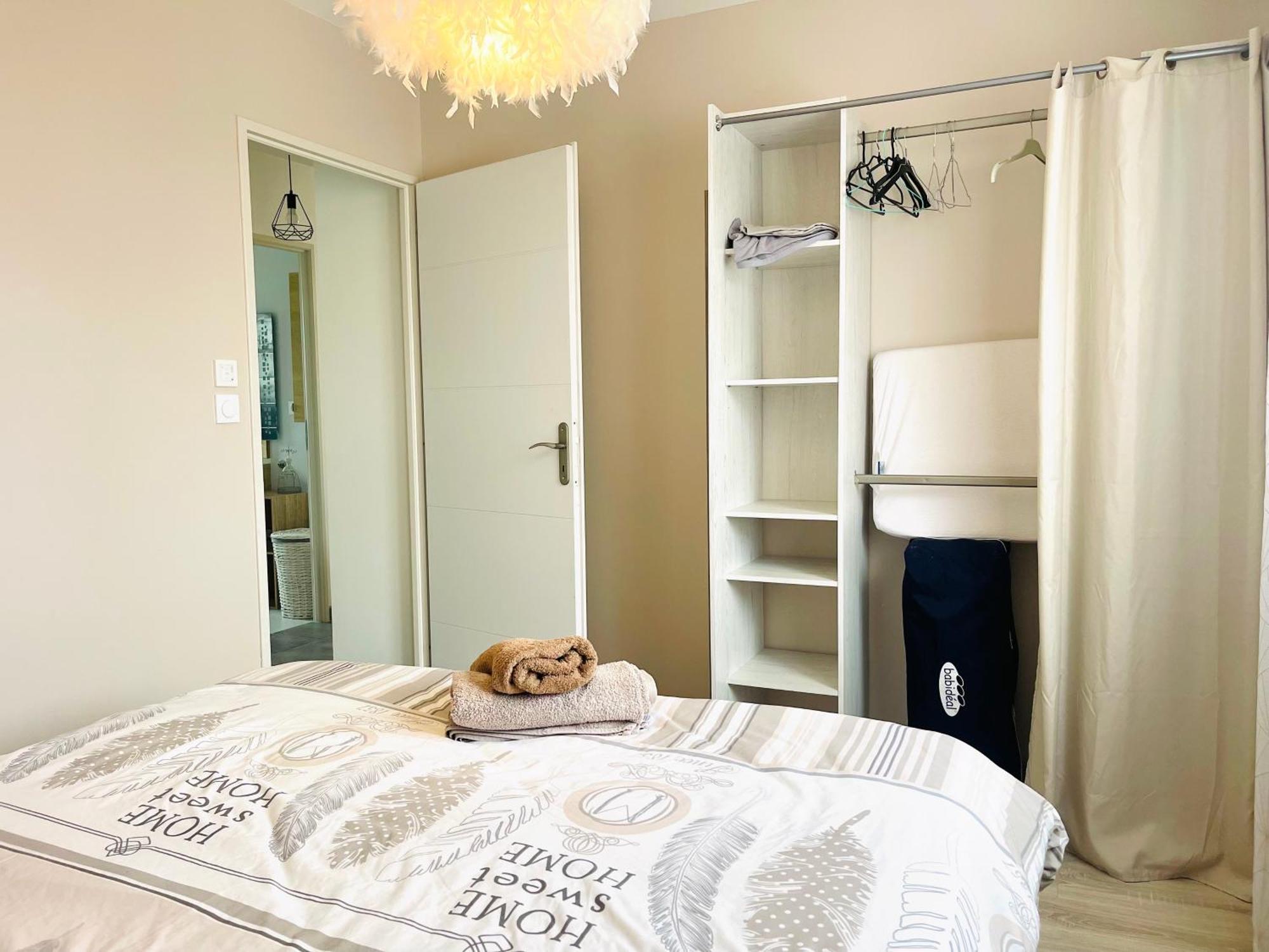 Petite Maison Au Calme Poupry Extérieur photo