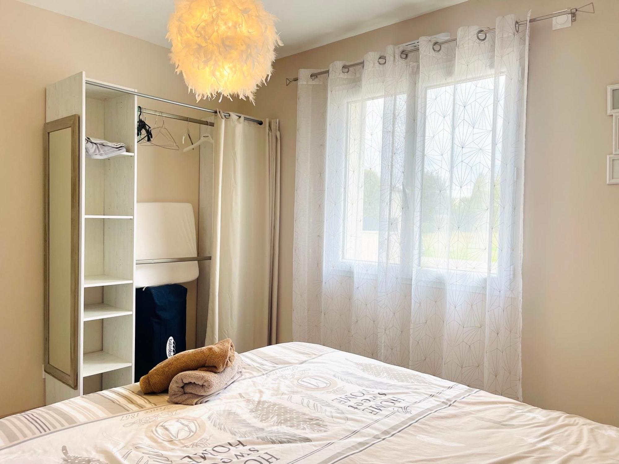 Petite Maison Au Calme Poupry Extérieur photo