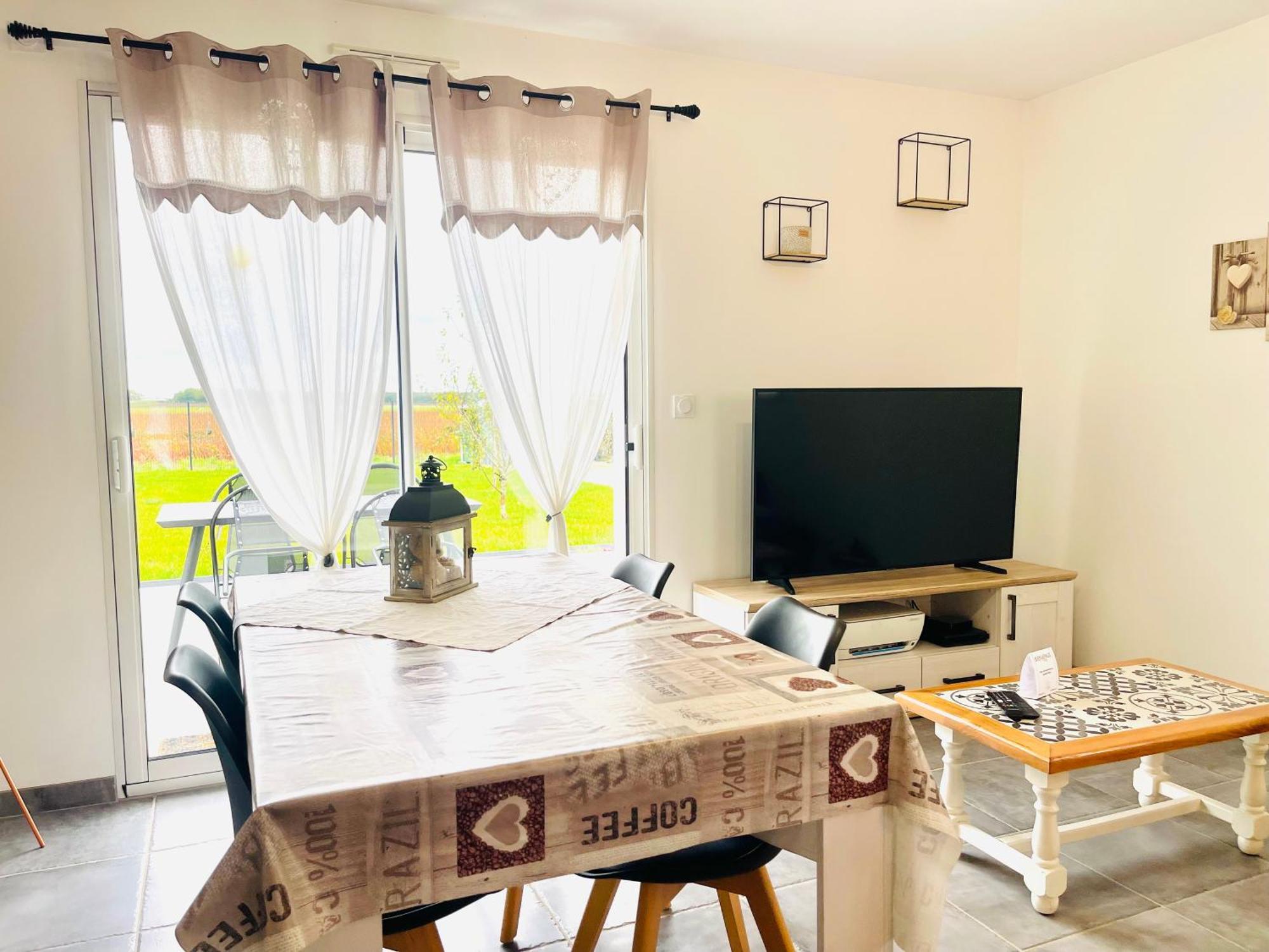 Petite Maison Au Calme Poupry Extérieur photo