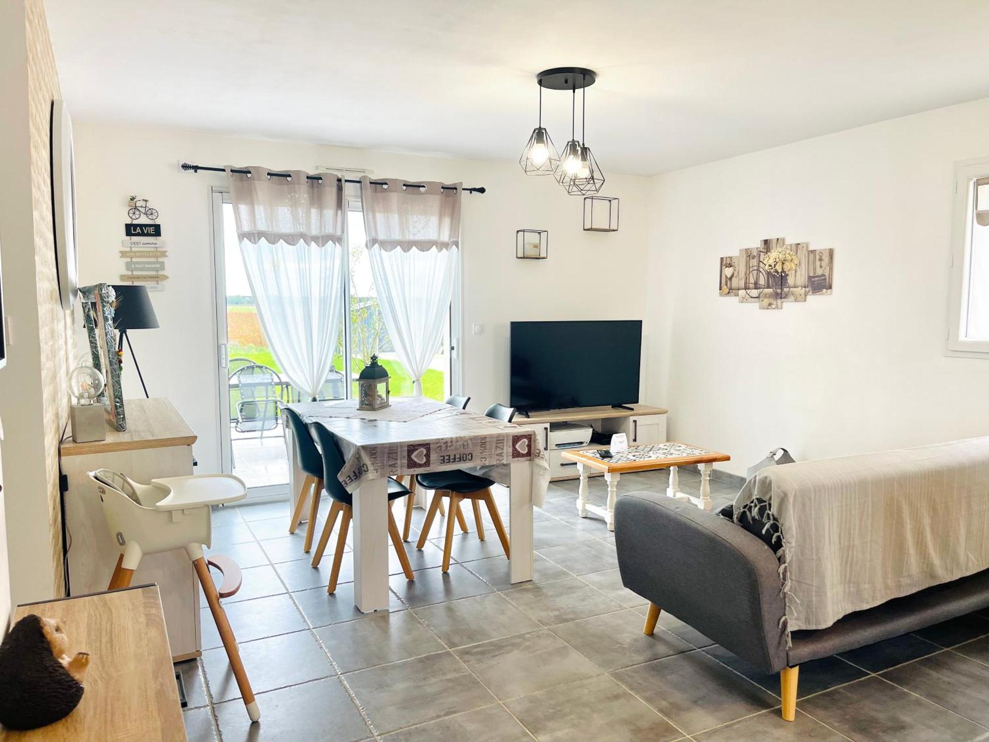 Petite Maison Au Calme Poupry Extérieur photo